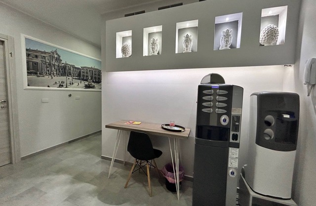 Cozy apartment in the center, suitable for groups or families, with terrace.