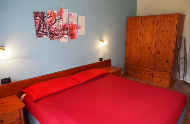 Cozy Apartment Ai Bonetei 3 with Mountain View, Wi-Fi, Balcony, Garden & Terrace; Parking Available