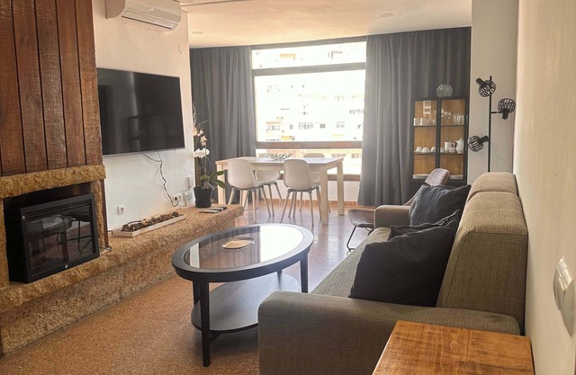 Cozy apartment with terrace and views – ideal for couples, families, or quiet st