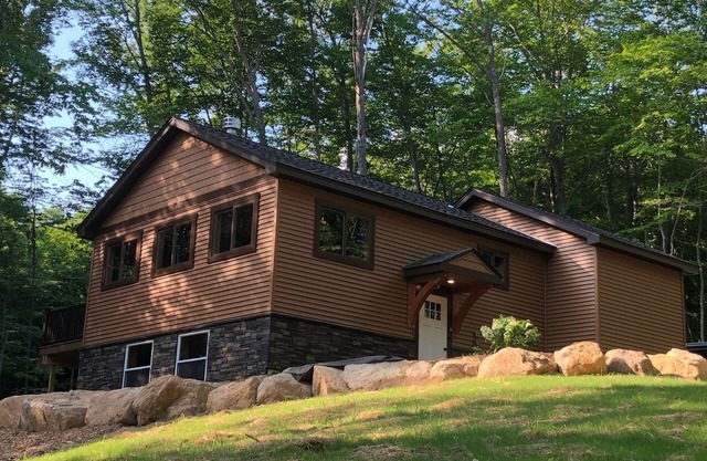 Cozy Cabin in S Bartlett Near North Conway
