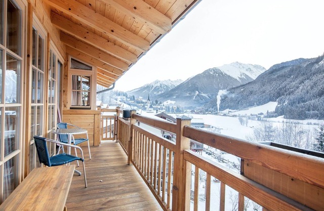 Cozy chalet with sauna