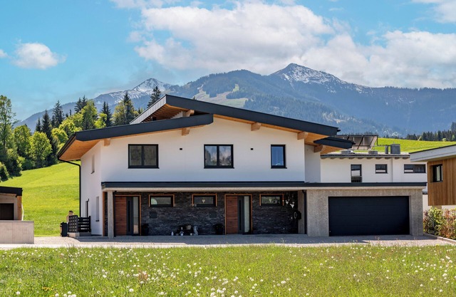 Cozy chalet invites you to feel good