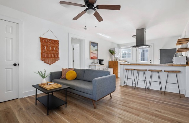 Cozy Chateau in the Heart of Park Circle