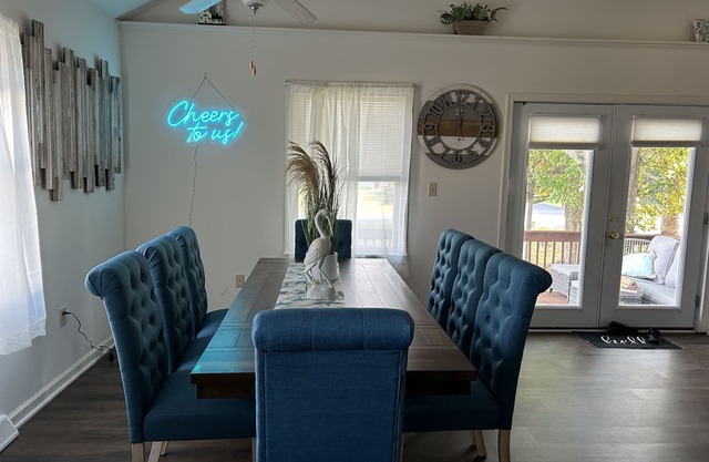 Cozy Coastal Cottage at Bethany will be your yearly tradition!