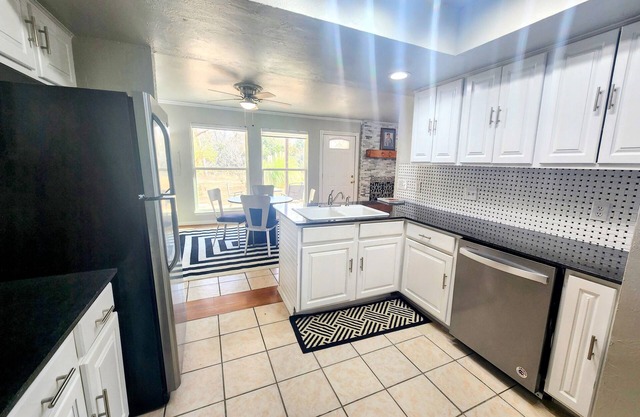 Cozy Condo By The Lake-Northwest Oklahoma City