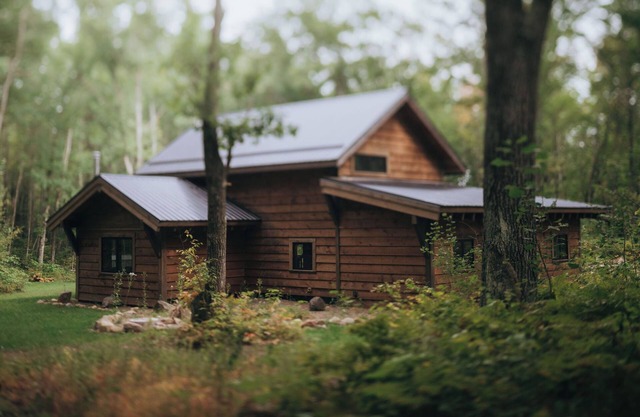 Cozy Hayward Cabin Retreat – Rustic Luxury in the Northwoods