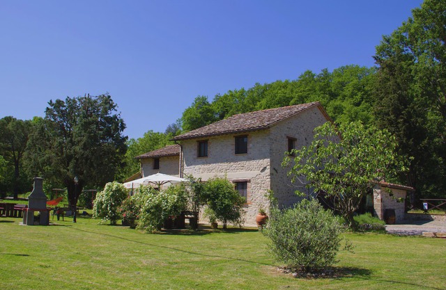 Cozy Holiday Home in Pietrafitta Umbria with Garden
