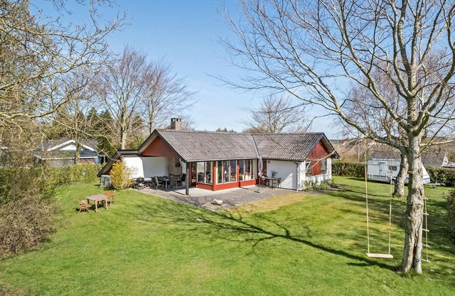 Cozy home in Farsø with WiFi