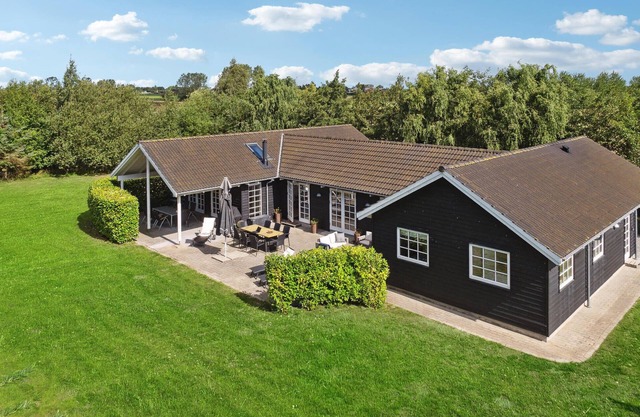Cozy home in Idestrup with sauna