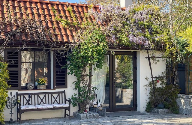 Cozy home in Lubin with sauna