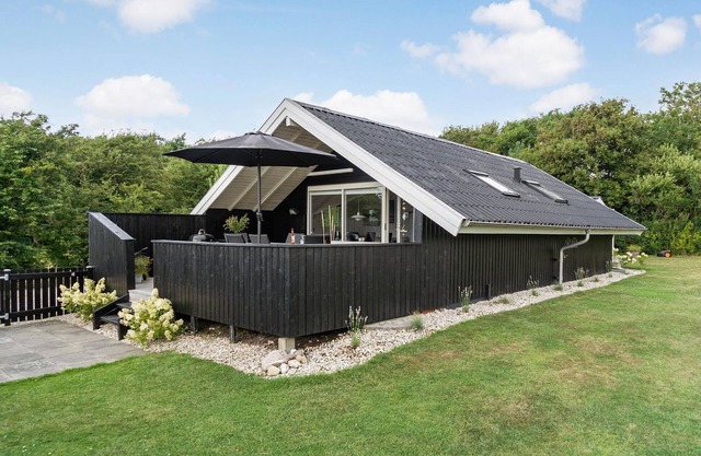 Cozy home in Vestervig with WiFi