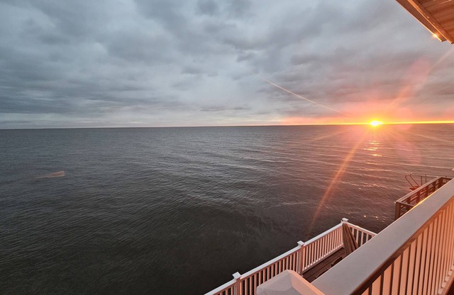 Cozy Home with Stunning Views on the Delaware Bay