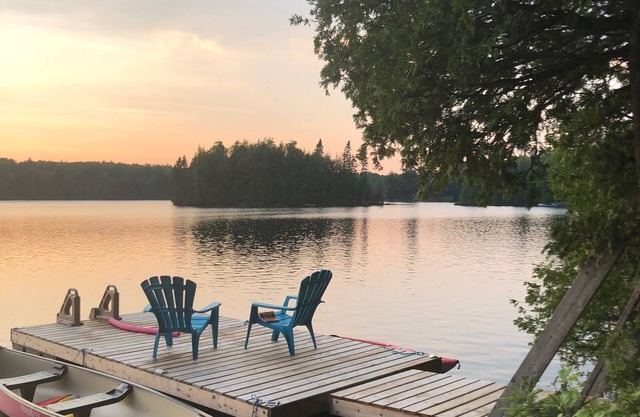 Cozy Lakefront Cottage - Algonquin Park and Haliburton Area