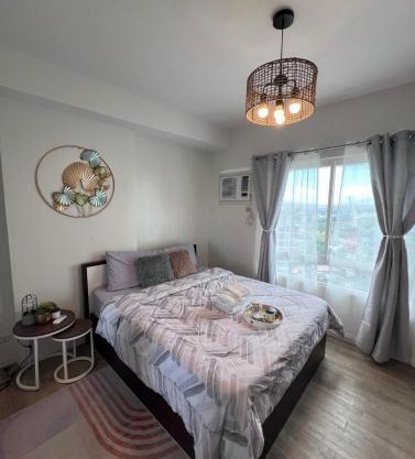 Cozy Loft at Mesavirre Garden Residences