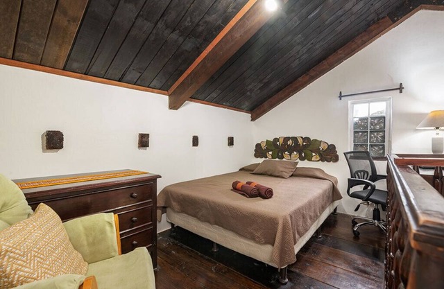 Cozy loft with kitchenette in the heart of Antigua