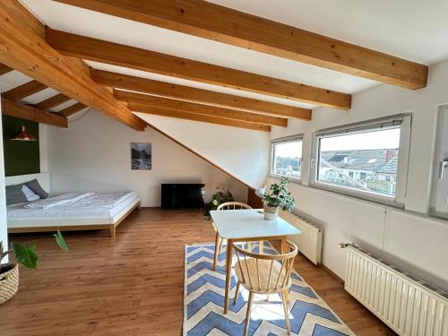 Cozy loft with a view, central, close to tradefair