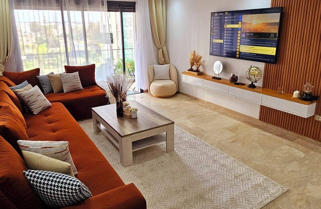 Cozy Luxury Apartment - Rabat Agdal Train Station