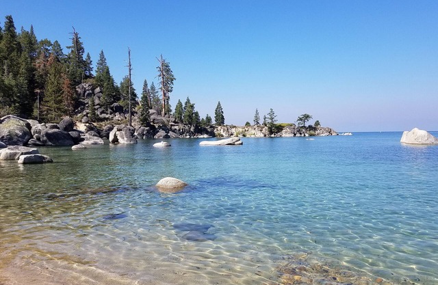 Cozy McCloud Condo - Walk to Lake Tahoe - Quiet, Updated Sleeps 3