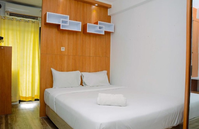 Cozy Modern Studio at Lagoon Apartment near Bekasi Town Square By Travelio