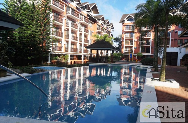 Cozy Penthouse in Tagaytay