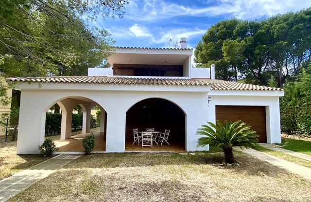 Cozy Seaside House with Garden, Solarium, & Near Cala Llobeta & Cala Calafató Beaches