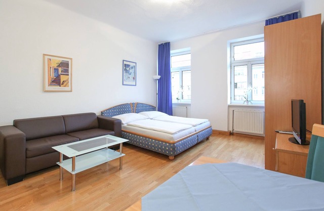 Cozy, small apartment for 2 near the city center