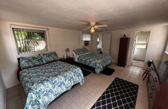 Cozy Starfish Cottage