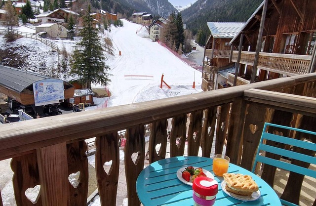 Cozy Studio for 4 in Heart of Station, Near Slopes – Modane