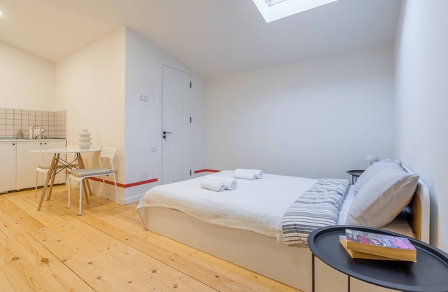 Cozy studio with WiFi and AC in charming T'bilisi