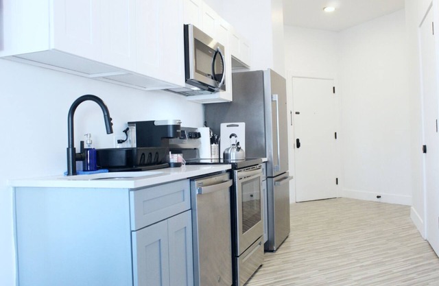 Cozy Stylish Apartment near Newark, NJ Airport