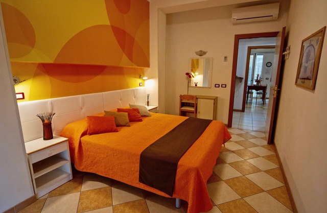 Cozy three-room apartment with two bathrooms in Residence, in the center and on the sea