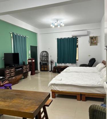 Crescent Bay Bike Hotel