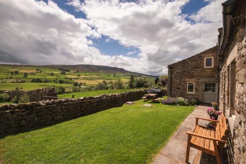 Crow Hall Holiday Accommodation 