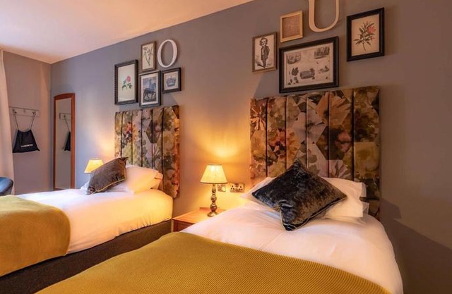 Crown Hotel Chertsey