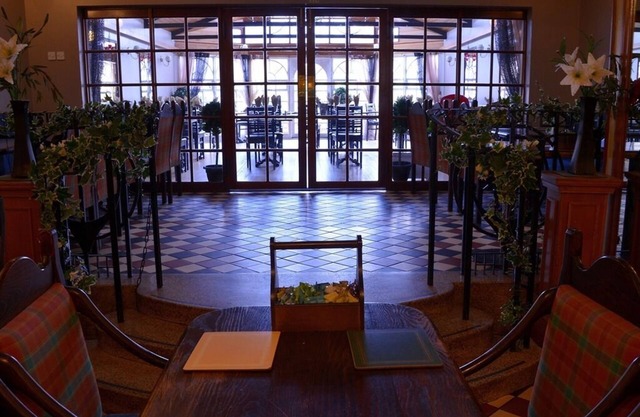 Crown Hotel