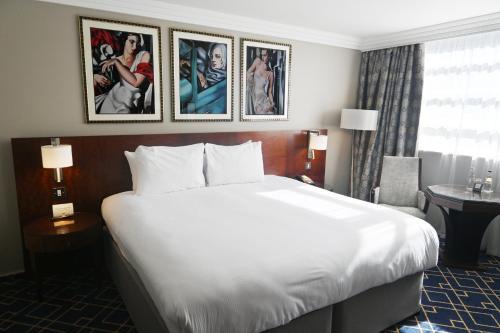 Crowne Plaza Liverpool - John Lennon Airport by IHG