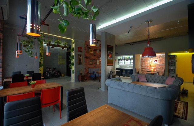 Cubby Hotel