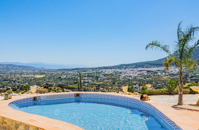 Cubo's Los Olivos View Rural House/air conditioning/free wifi/BBQ