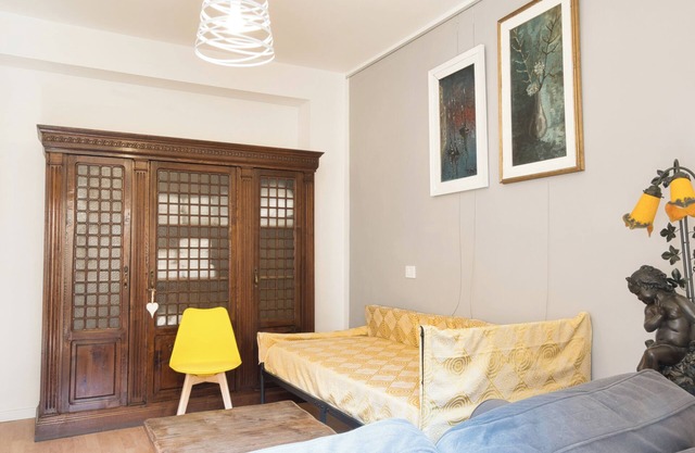 Cuor di Lago - Three Bedroom Apartment, Sleeps 7