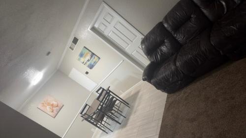 Cute and Cozy 1 Bedroom Apartment