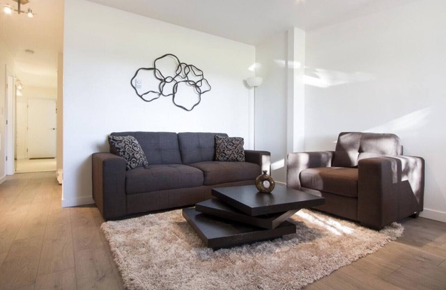 D17 - 2 bedroom unit in Strathcona