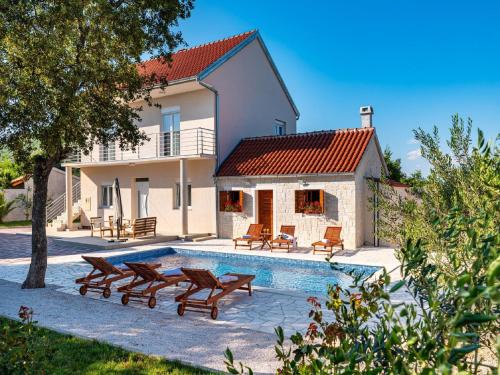 Dalmatia Pool Villa Retreat