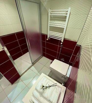Dana Suites