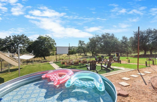 Dancing Sun Cottage - Pool, Hot Tub, Games, Movies