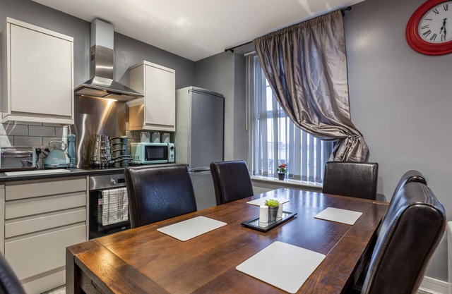 Darlington Centre Open Plan Apartment 5