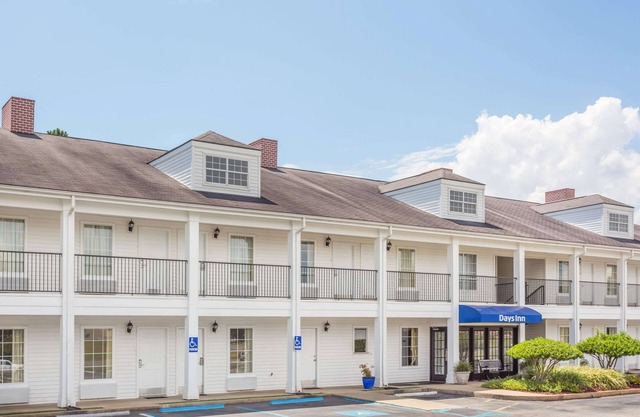 Days Inn by Wyndham Americus