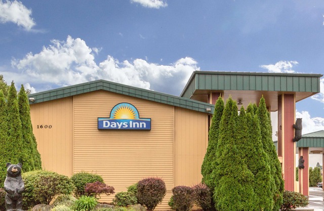 Days Inn by Wyndham Black Bear