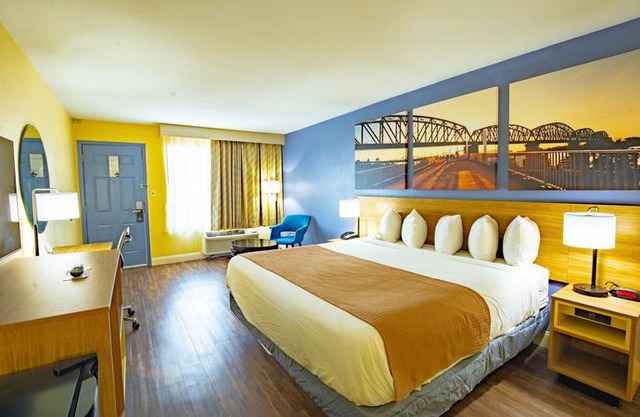 Days Inn by Wyndham Carlisle