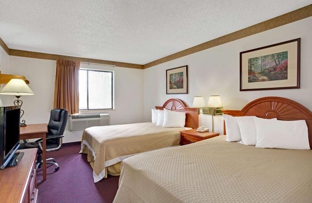 Days Inn by Wyndham Clearfield