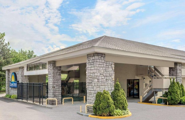 Days Inn 